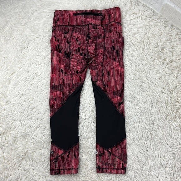 🔥$SALE$🔥Lululemon Pace Rival Crop (19") Down Pour Electric Coral Black / Black - Picture 7 of 7